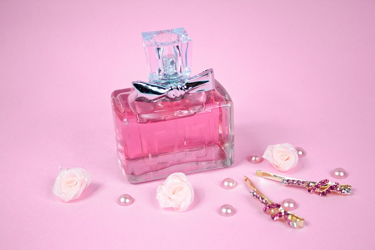 Astuces pour identifier un parfum contrefait